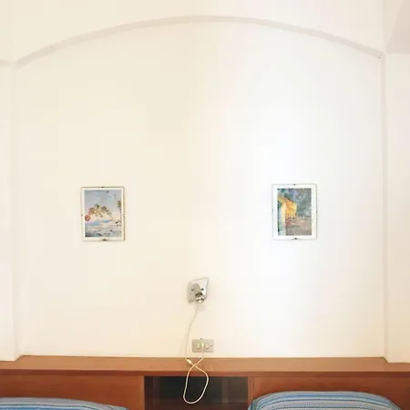 Mit Wasserblick By Interhome アパート *